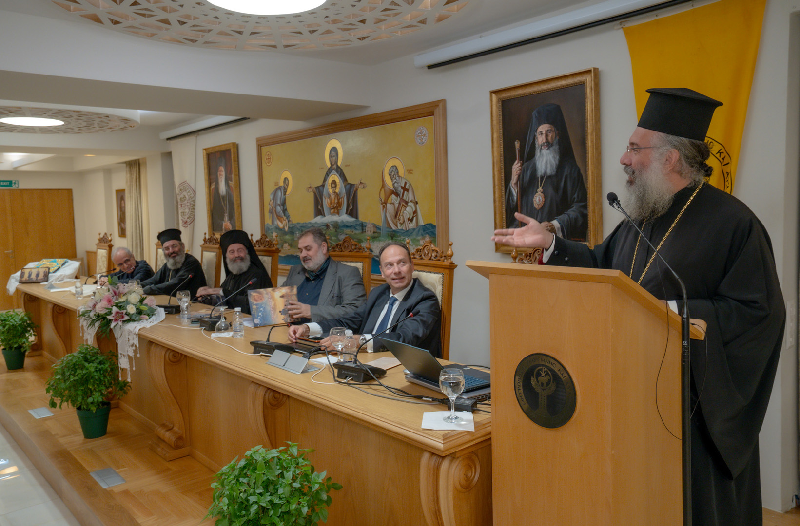 Συνεχίστηκε στο Ρέθυμνο το Συνέδριο Βιοηθικής για την υπογεννητικότητα - μια φωτογραφία 11