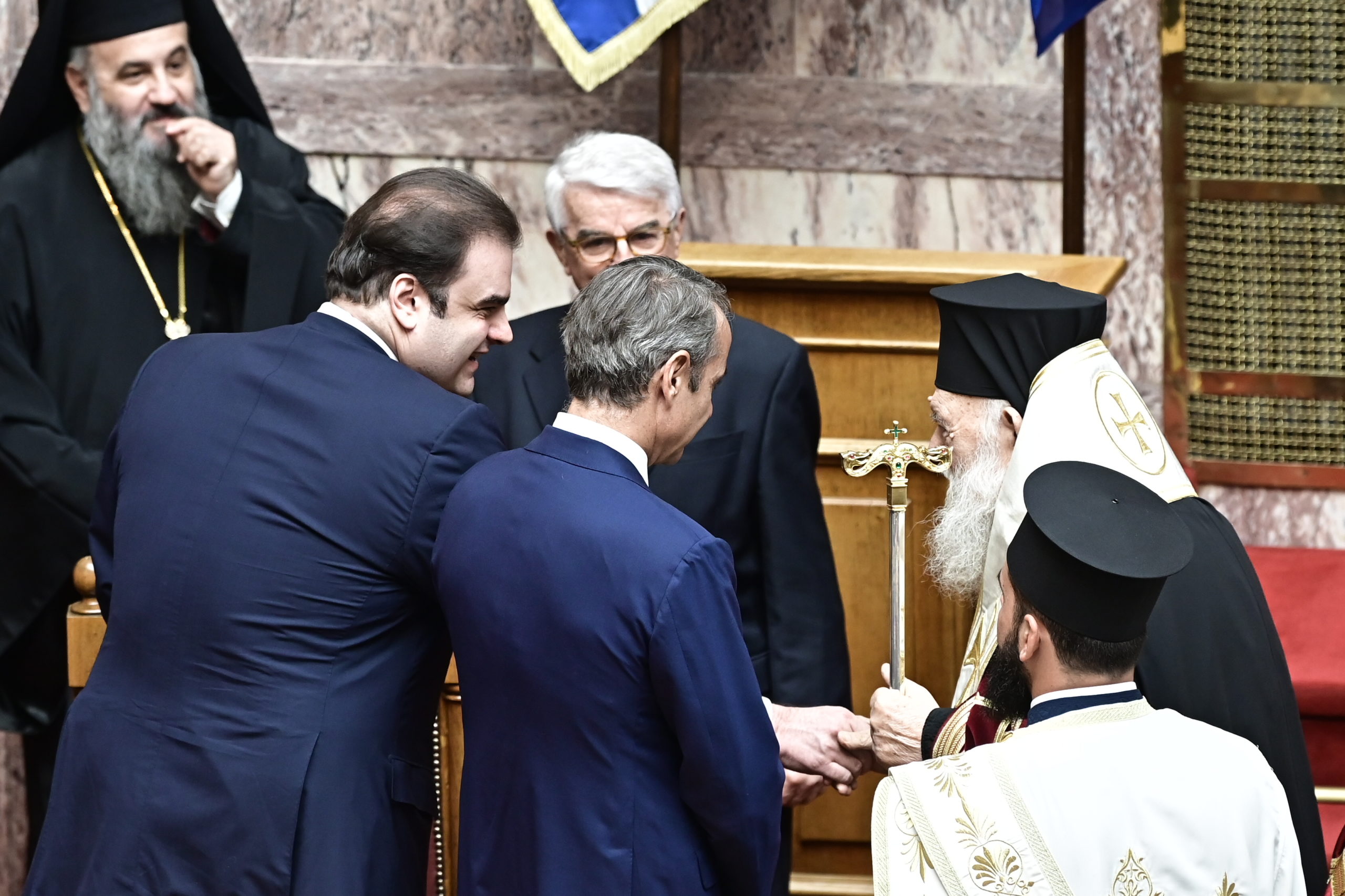 Ο Αρχιεπίσκοπος Ιερώνυμος τέλεσε τον Αγιασμό για τη Δ’ Σύνοδο της Βουλής - μια φωτογραφία 11