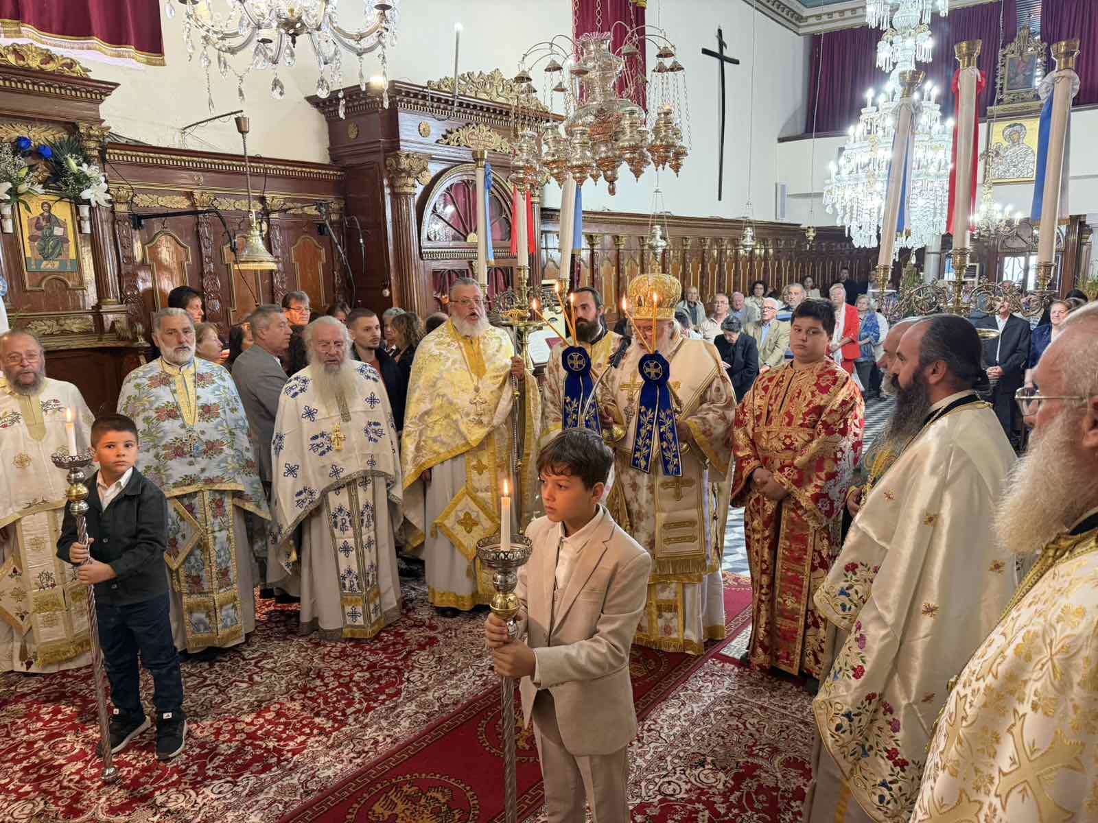 Χειροτονία Πρεσβυτέρου τελέστηκε από τον Μητροπολίτη Κερκύρας - μια φωτογραφία 8