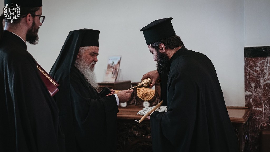 Αγιασμός κατηχητών και κυκλαρχών τελέστηκε στη Μητρόπολη Νεαπόλεως - μια φωτογραφία 1