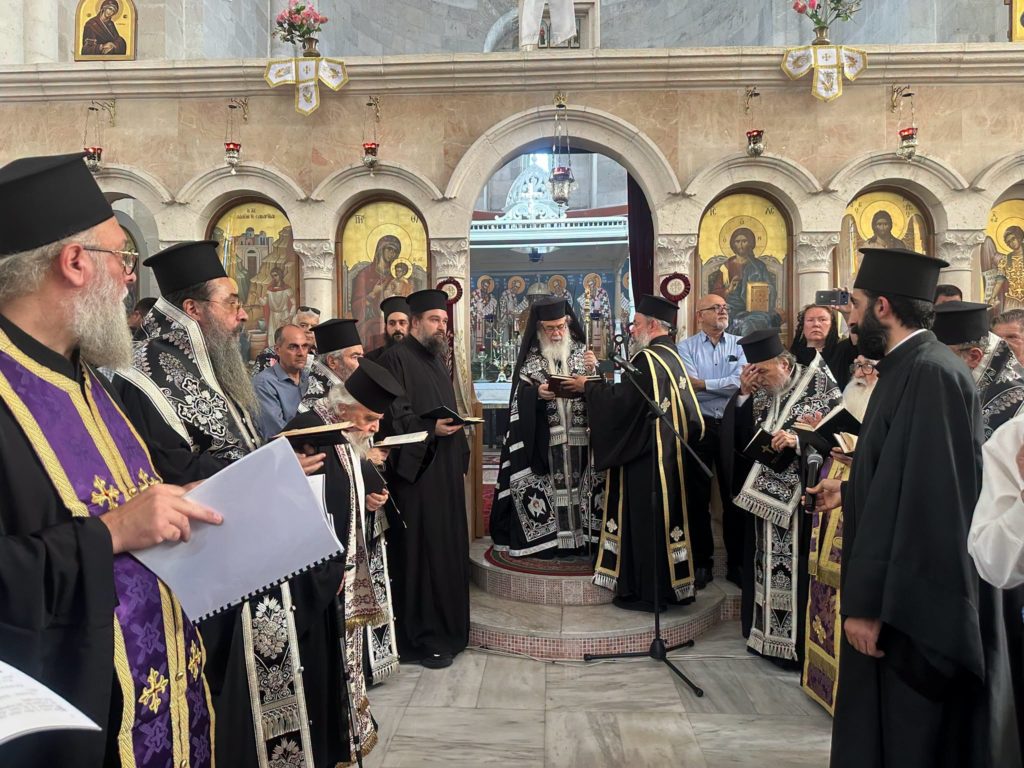 Το ύστατο χαίρε στον αγωνιστή Γέροντα Ιουστίνο του Φρέατος του Ιακώβ - μια φωτογραφία 4