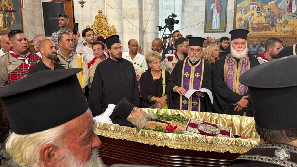 Το ύστατο χαίρε στον αγωνιστή Γέροντα Ιουστίνο του Φρέατος του Ιακώβ - μια φωτογραφία 5