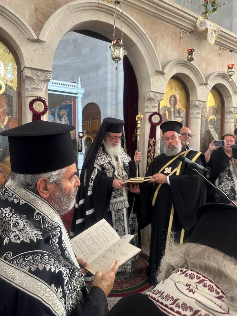 Το ύστατο χαίρε στον αγωνιστή Γέροντα Ιουστίνο του Φρέατος του Ιακώβ - μια φωτογραφία 13