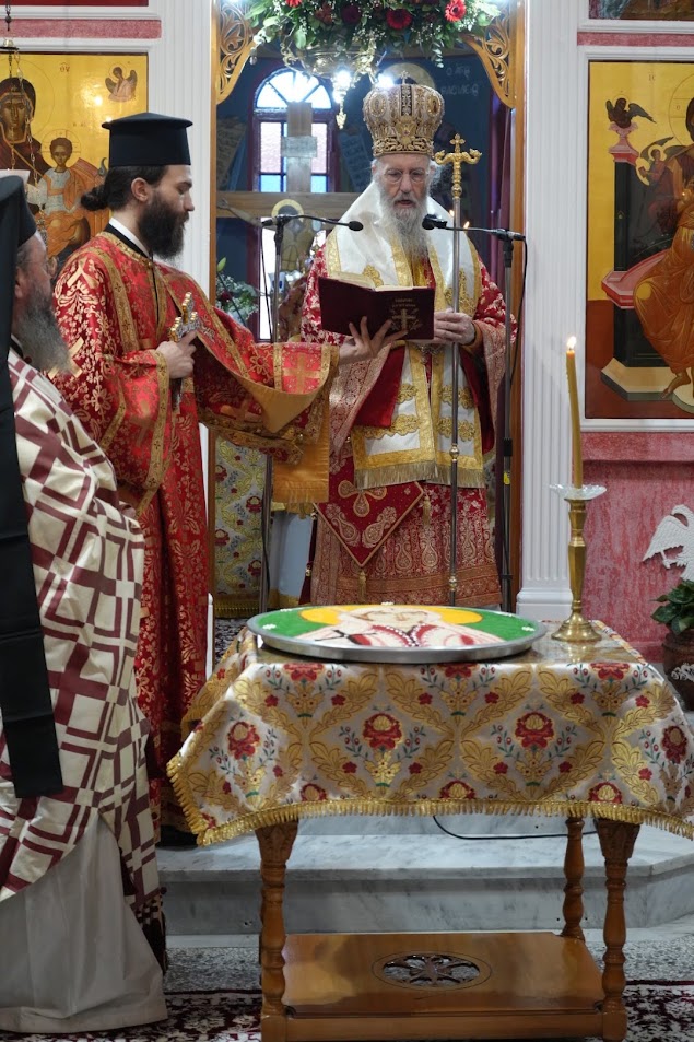 Λαμπρό Αρχιερατικό Συλλείτουργο για την Αγία Χρυσή τελέστηκε στη Χρυσή Αλμωπίας - μια φωτογραφία 3