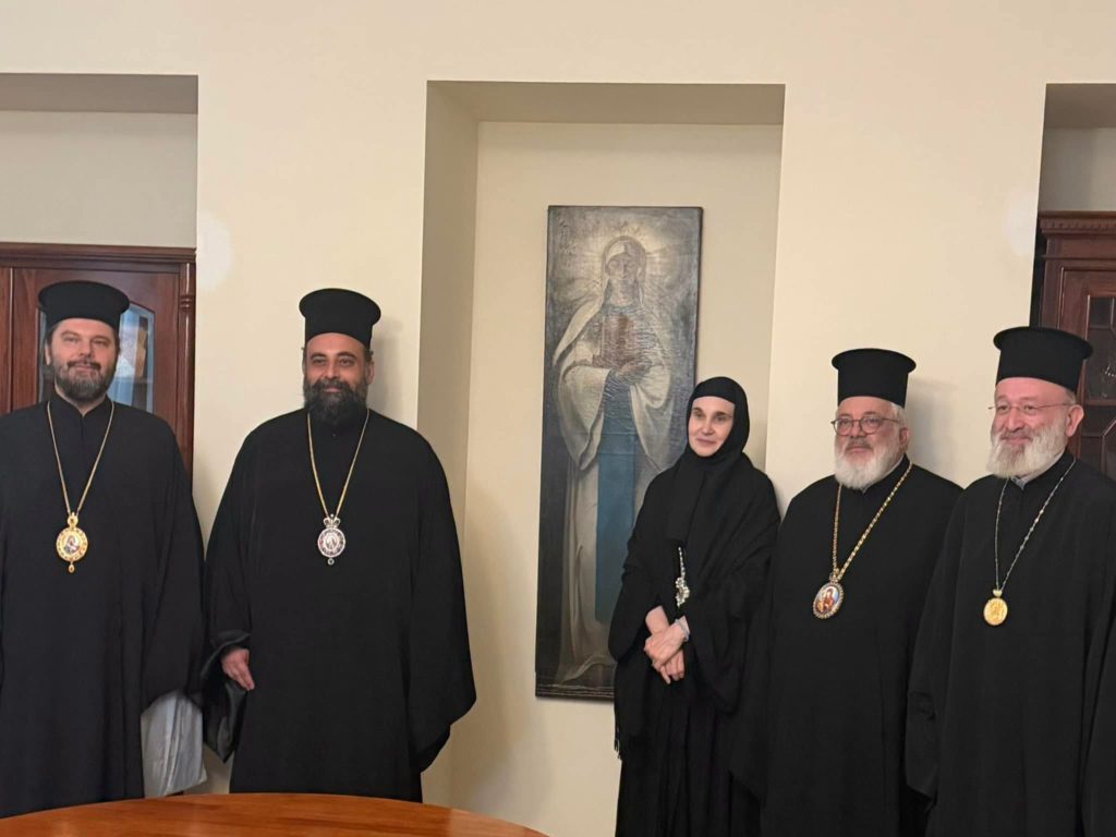 Ορθόδοξοι εκπρόσωποι προσκύνησαν στη Μονή Αγίας Νίνας στο Μπόντμπε Γεωργίας - μια φωτογραφία 8