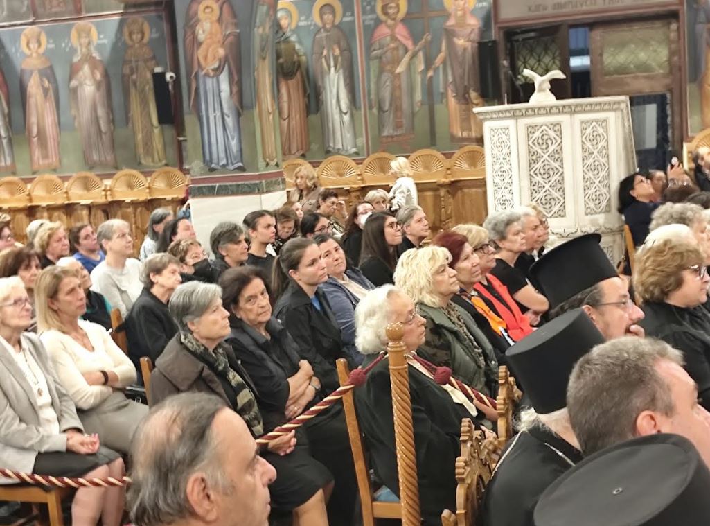 Ο Γέροντας Εφραίμ μίλησε για τον Άγιο Ιωάννη Κροστάνδης στον Πειραιά - μια φωτογραφία 4