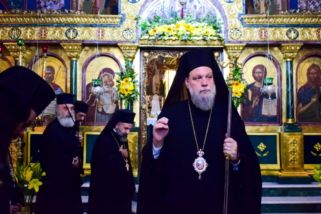 Χειροτονία διακόνου τελέστηκε στον Άγιο Ευστάθιο Νέας Ιωνίας - μια φωτογραφία 1