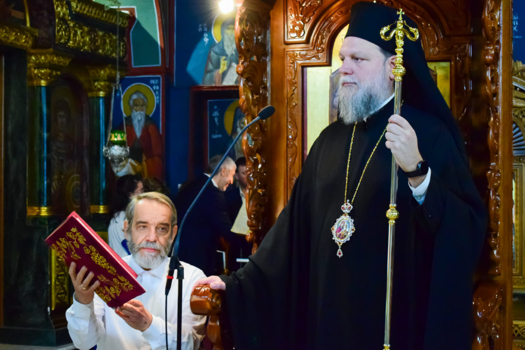 Χειροτονία διακόνου τελέστηκε στον Άγιο Ευστάθιο Νέας Ιωνίας - μια φωτογραφία 6