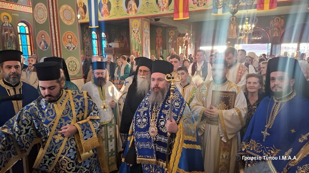 Αντίγραφο της Παναγίας Πορταΐτισσας υποδέχθηκε η Αγία Βαρβάρα Αγρινίου - μια φωτογραφία 3