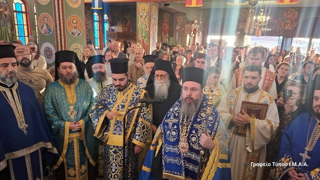 Αντίγραφο της Παναγίας Πορταΐτισσας υποδέχθηκε η Αγία Βαρβάρα Αγρινίου - μια φωτογραφία 10