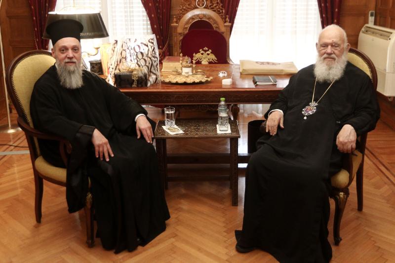Διαδοχικές συναντήσεις του Αρχιεπισκόπου Ιερωνύμου στην Αρχιεπισκοπή - μια φωτογραφία 2