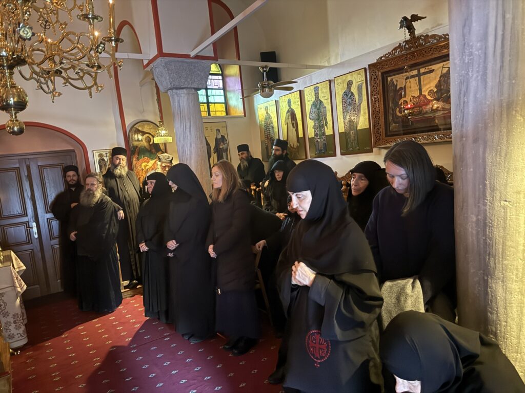 Ετήσια Μοναστική Σύναξη της Μητρόπολης Θηβών στη Μονή Μαζαρακίου - μια φωτογραφία 3