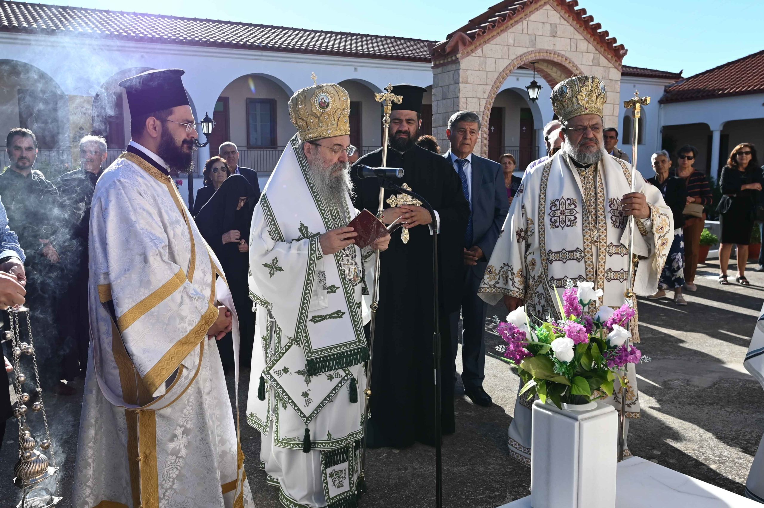 Αρχιερατικό Μνημόσυνο για τον π. Ιωήλ Γιαννακόπουλο τελέστηκε στη Καλαμάτα - μια φωτογραφία 1