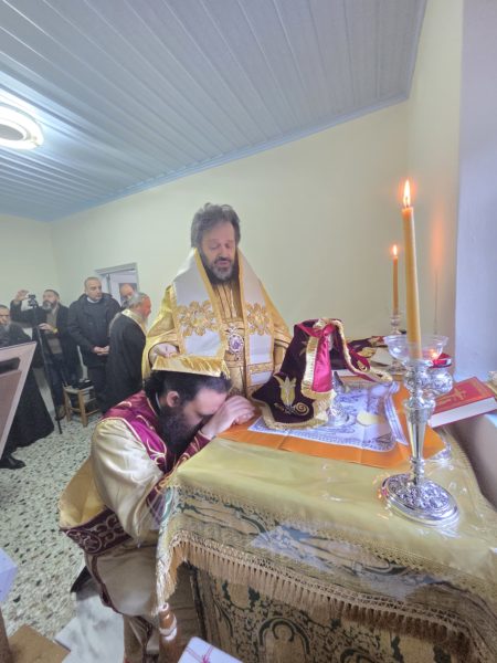 Τελέστηκε η πρώτη Θεία Λειτουργία στην οικία του Αγίου Παϊσίου στην Κόνιτσα - μια φωτογραφία 1