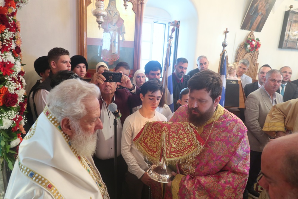 Μύκονος: Πάνδημος εορτασμός για τον Πολιούχο Άγιο Αρτέμιο - μια φωτογραφία 10