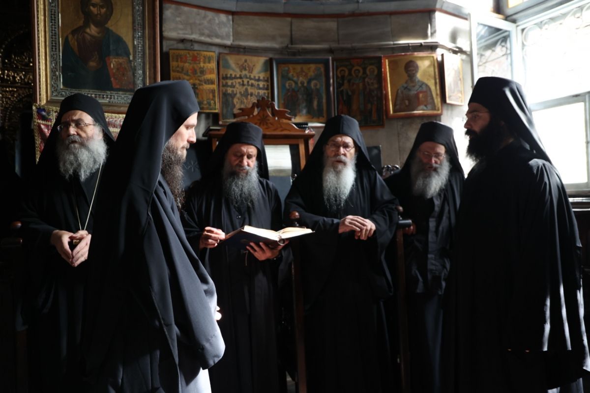 Ο Πατριάρχης Βουλγαρίας ενώπιον της Παναγίας Πορταΐτισσας στο Άγιον Όρος - μια φωτογραφία 3