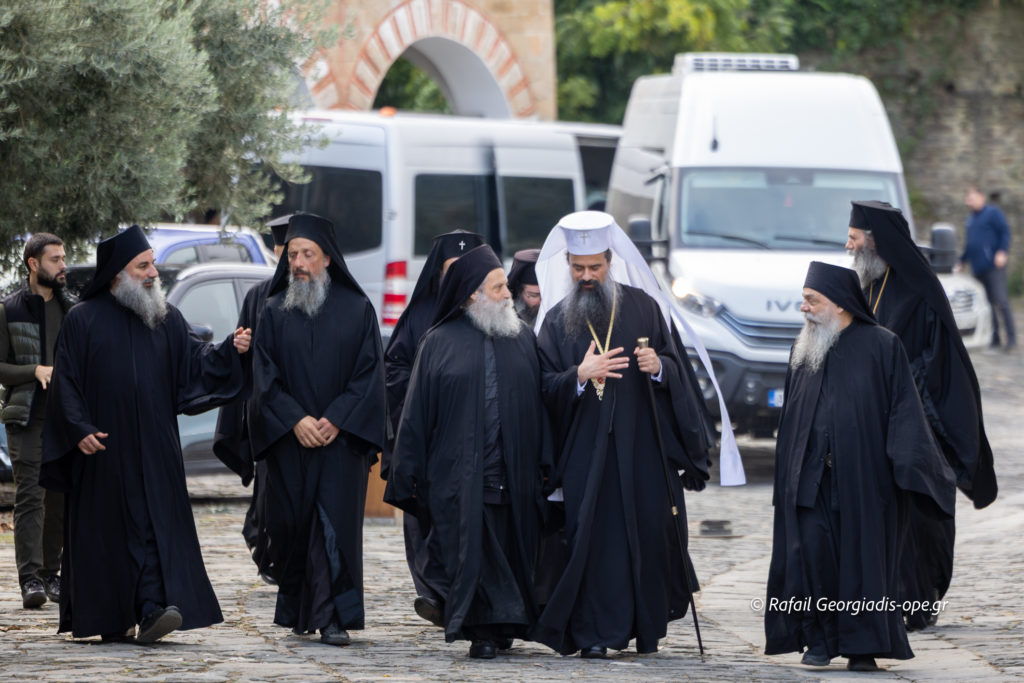 Ο Πατριάρχης Βουλγαρίας Δανιήλ επισκέφθηκε τη Μονή Βατοπαιδίου στο Άγιον Όρος - μια φωτογραφία 2