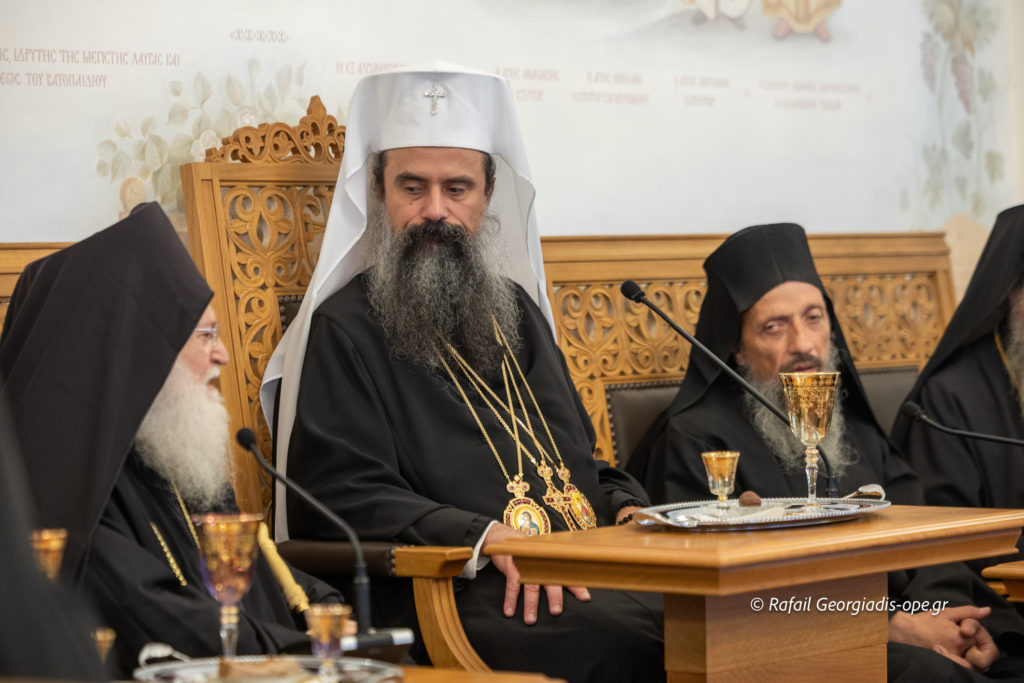 Ο Πατριάρχης Βουλγαρίας Δανιήλ επισκέφθηκε τη Μονή Βατοπαιδίου στο Άγιον Όρος - μια φωτογραφία 7