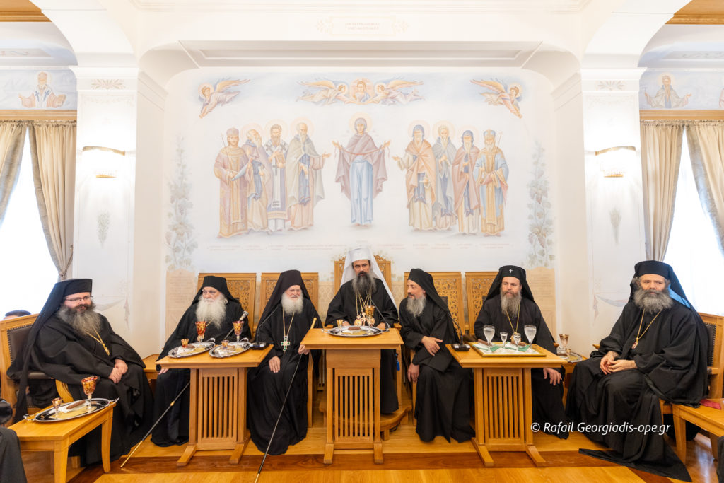 Ο Πατριάρχης Βουλγαρίας Δανιήλ επισκέφθηκε τη Μονή Βατοπαιδίου στο Άγιον Όρος - μια φωτογραφία 18