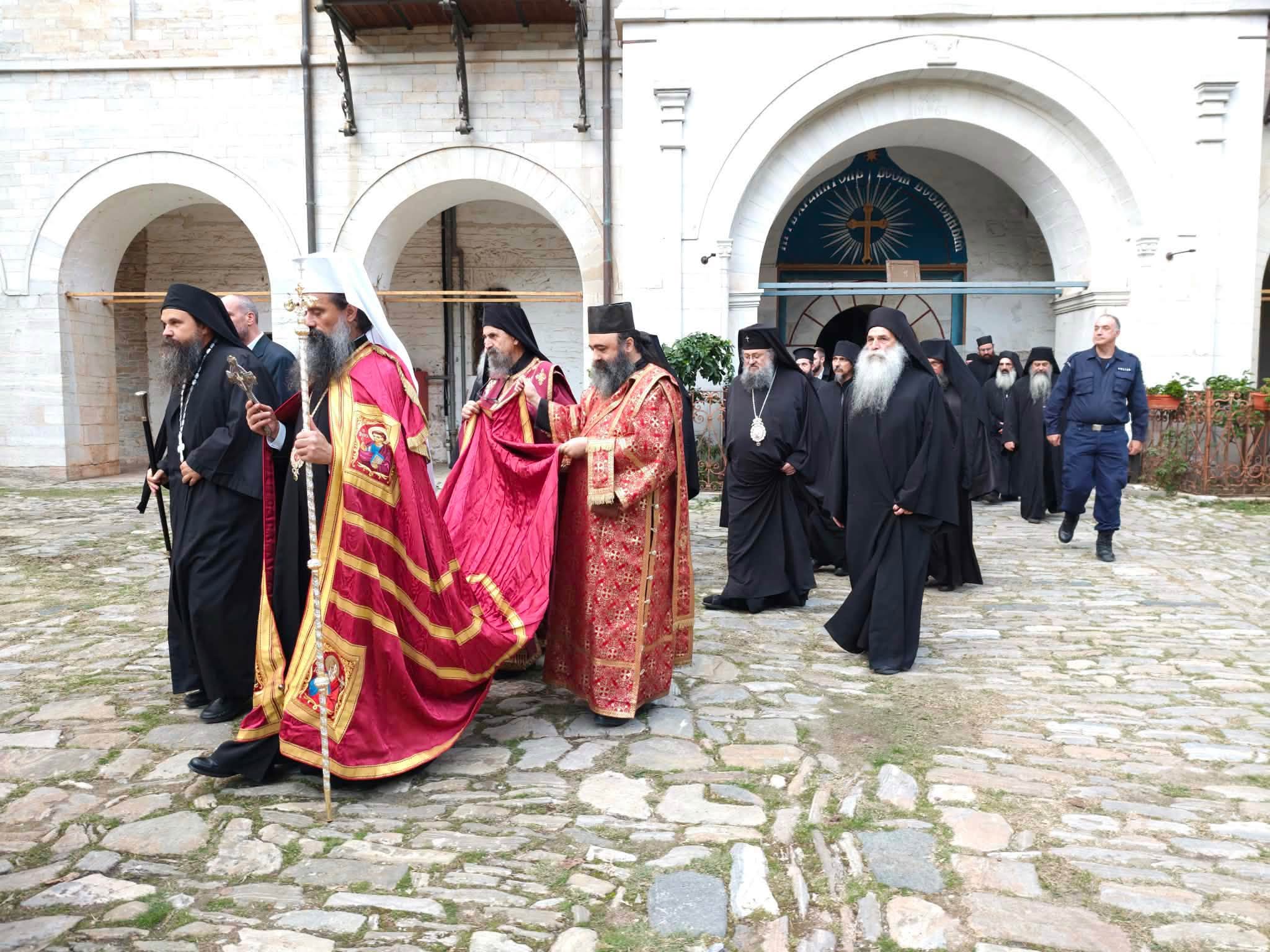 Στη Μονή Ζωγράφου ο Πατριάρχης Βουλγαρίας Δανιήλ έπειτα από μισό αιώνα - μια φωτογραφία 7