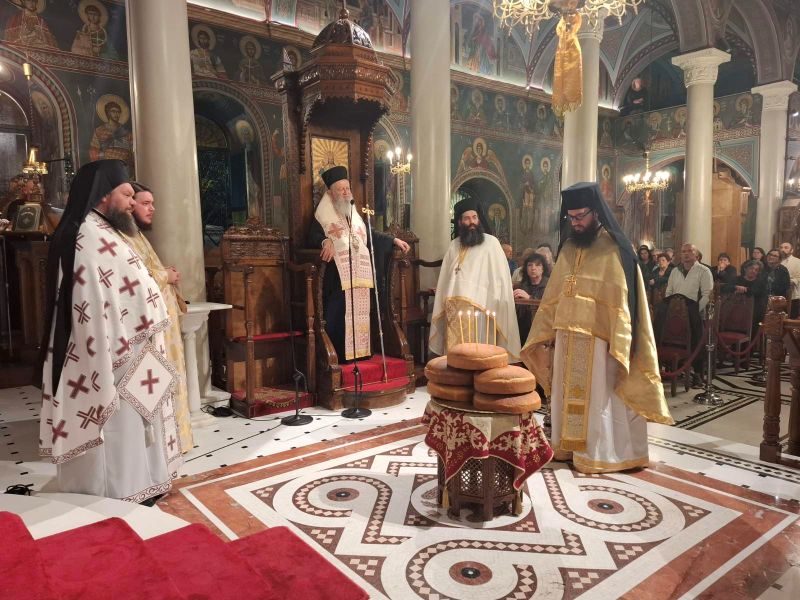 H Χαλκίδα τίμησε με Αγρυπνία τον Απόστολο Ιάκωβο τον Aδελφόθεο - μια φωτογραφία 2
