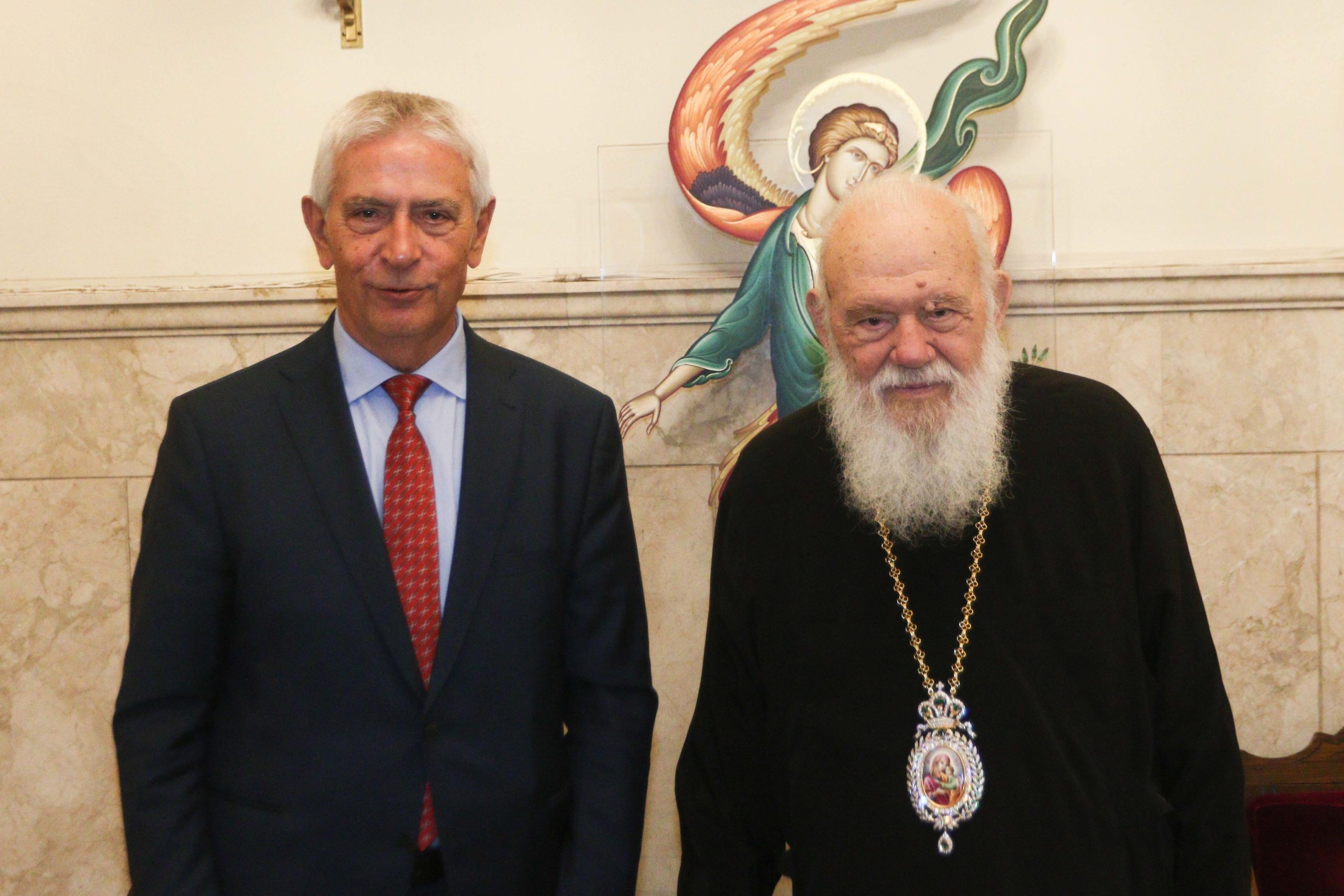 Αρχιεπίσκοπος Ιερώνυμος: Συναντήσεις με επίσημα στελέχη στην Αρχιεπισκοπή - μια φωτογραφία 5