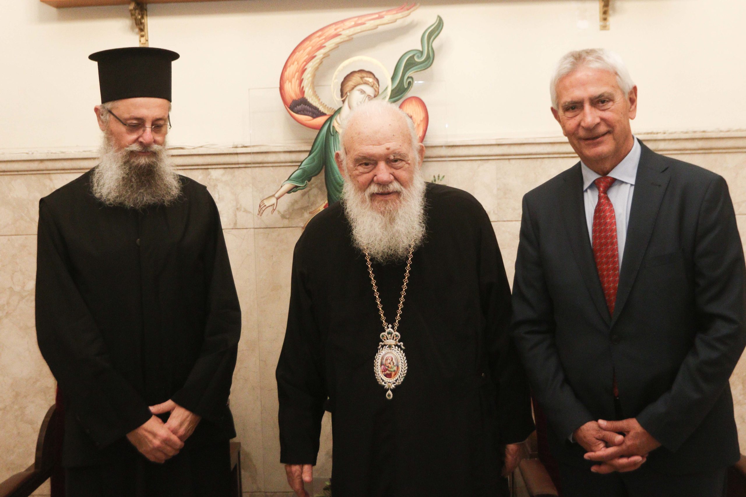 Αρχιεπίσκοπος Ιερώνυμος: Συναντήσεις με επίσημα στελέχη στην Αρχιεπισκοπή - μια φωτογραφία 6