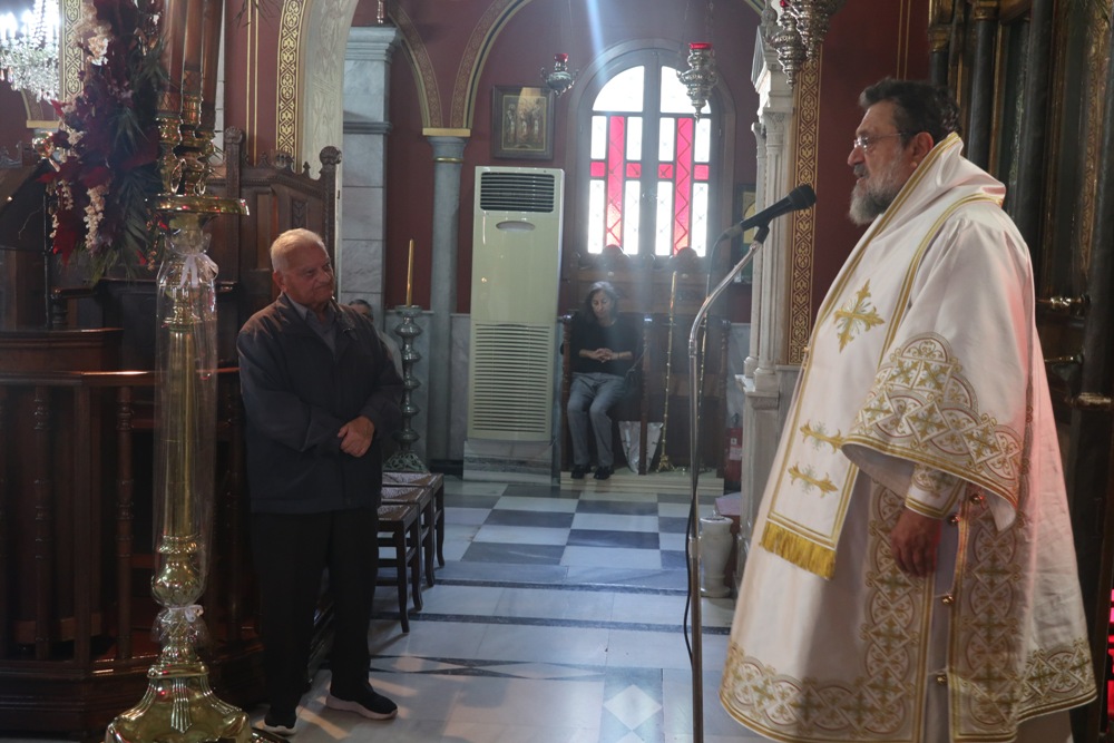 Δισαρχιερατική Θεία Λειτουργία στη Σύρο για τον Εφέσου Χρυσόστομο - μια φωτογραφία 11