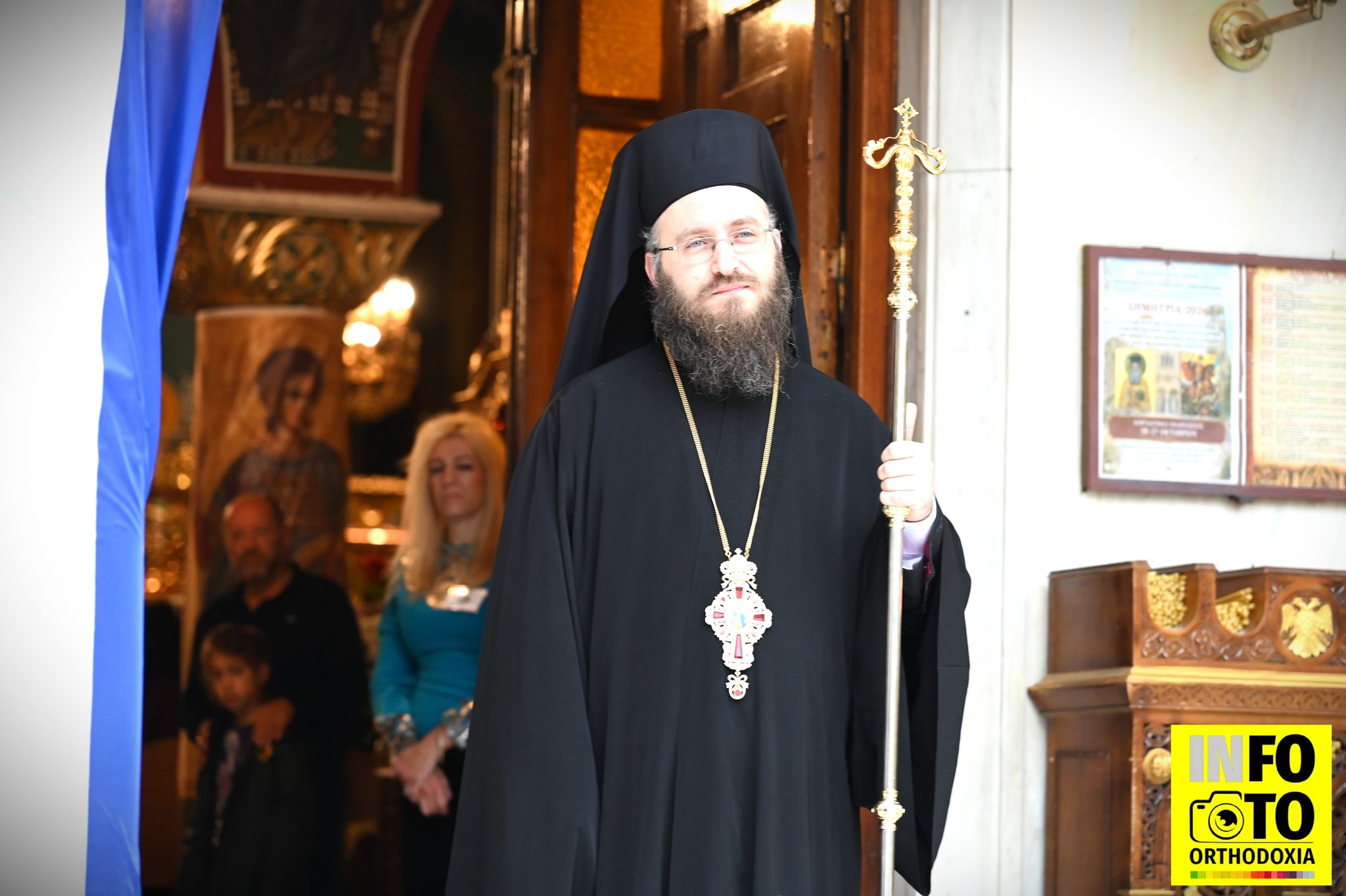 Τελέστηκε Αρχιερατική Θεία Λειτουργία στον Άγιο Δημήτριο Αμπελοκήπων - μια φωτογραφία 4