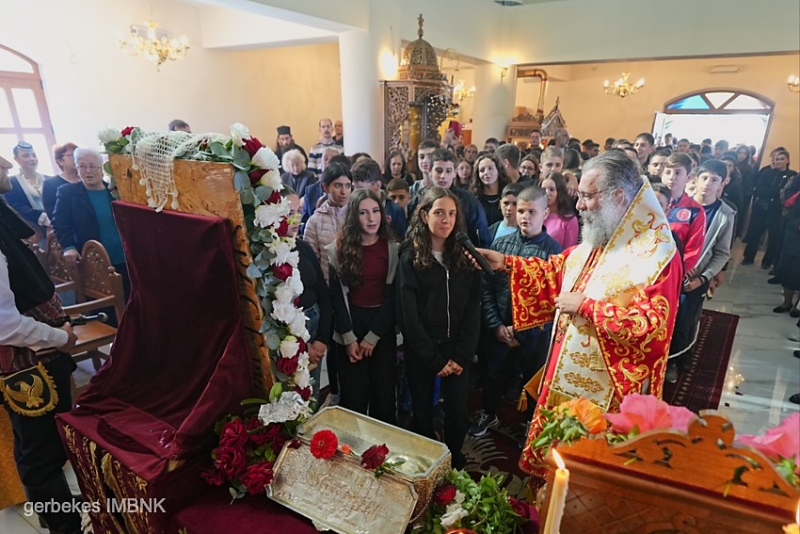 Συλλείτουργο με την εικόνα της Παναγίας Σουμελά τελέστηκε στον Μυλοπόταμο Ρεθύμνου - μια φωτογραφία 4