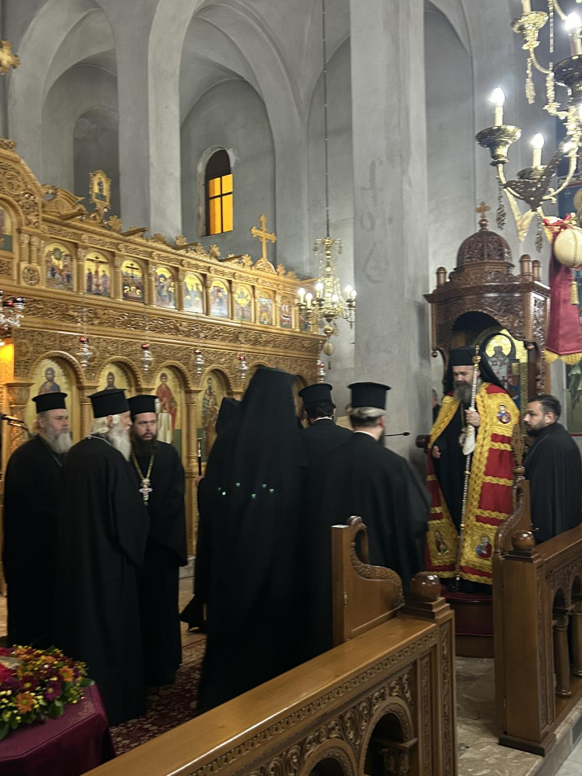 Χειροτονία πρεσβυτέρου στον πανηγυρίζοντα Ναό Αγίου Δημητρίου Φλώρινας - μια φωτογραφία 1
