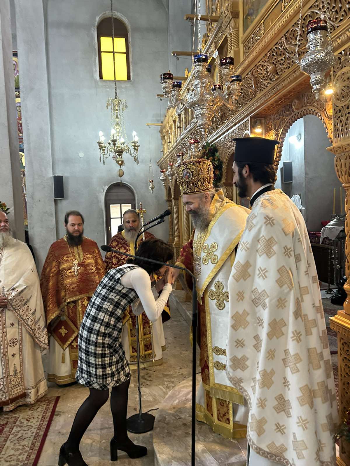 Χειροτονία πρεσβυτέρου στον πανηγυρίζοντα Ναό Αγίου Δημητρίου Φλώρινας - μια φωτογραφία 19