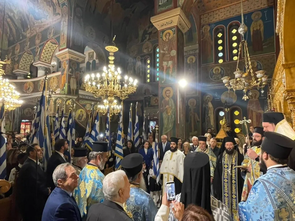 Ηράκλειο Αττικής: Λαμπρός εορτασμός της 28ης Οκτωβρίου και της Αγίας Σκέπης - μια φωτογραφία 1