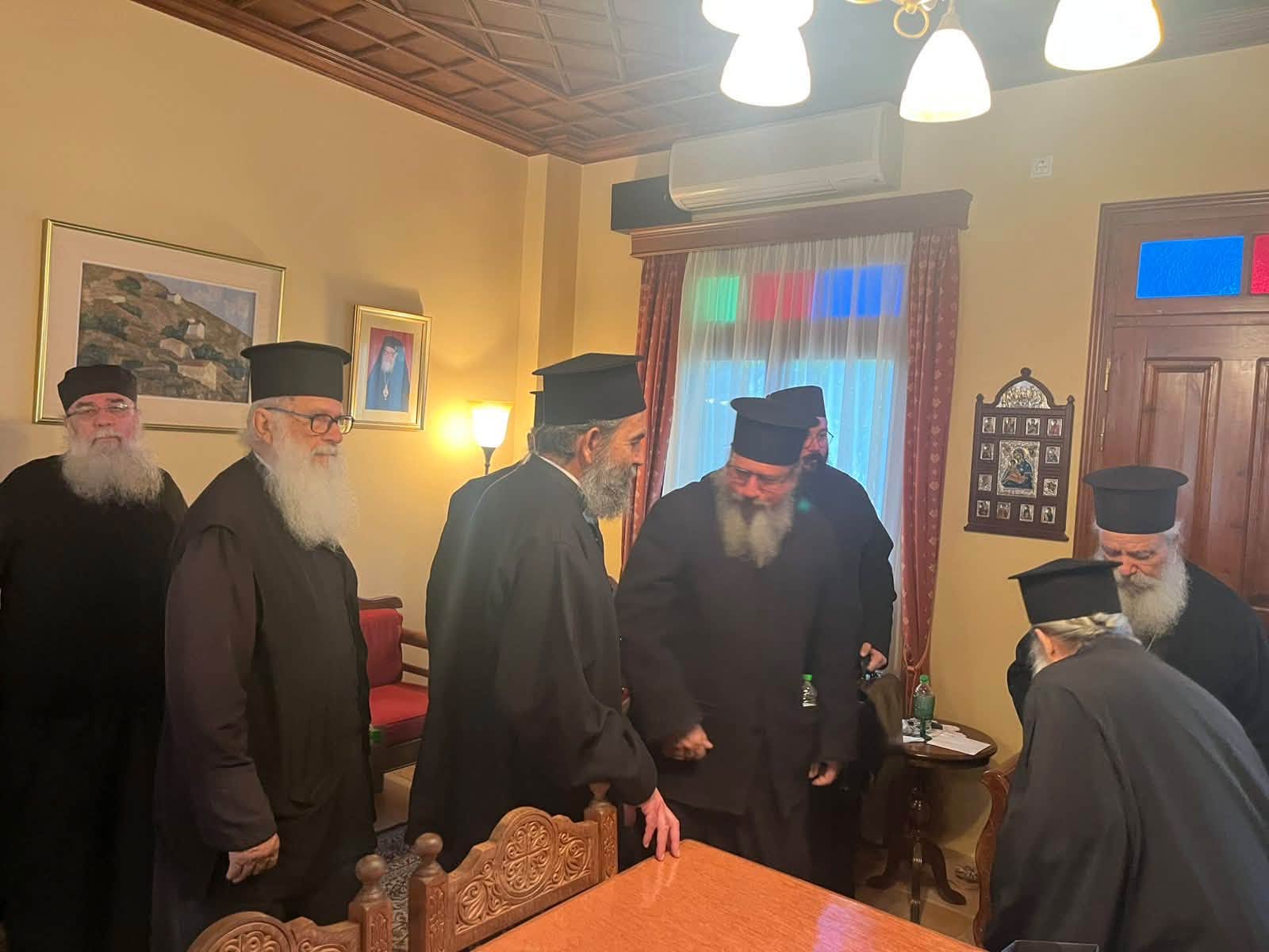 Ιερατική Σύναξη πραγματοποιήθηκε στην Αίγινα για την εορτή του Αγίου Νεκταρίου - μια φωτογραφία 1