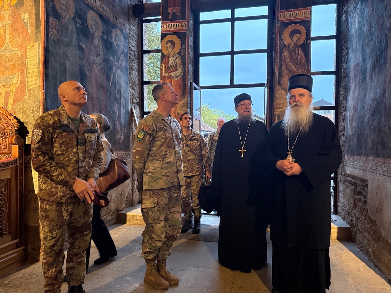 Μητροπολίτης Ράσκας Θεοδόσιος σε ΝΑΤΟ: Ανησυχία για τους Σέρβους στο Κόσοβο - μια φωτογραφία 1